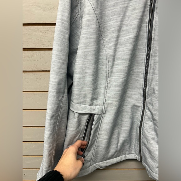 Free Country Light Gray Softshell Jacket - Picture 3 of 6